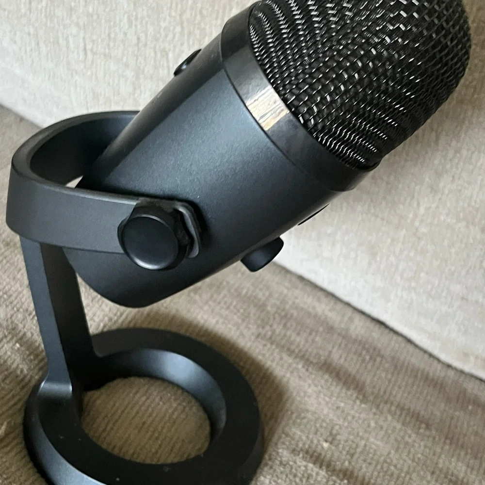 Blue yeti microphone